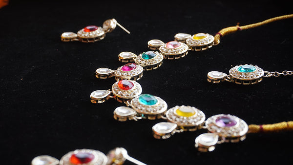 Multicolor Oval Stone Necklace Set – Kundan Style with Drop Beads