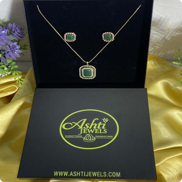 Emerald Green & Gold Regal Jewelry Set | Shop Dazzling Necklaces & Earrings